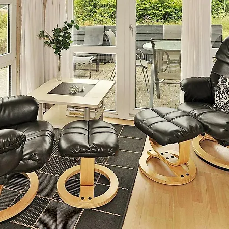 Four-bedroom Holiday In Henne 8 Holiday home