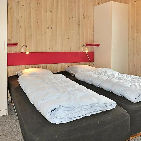 Holiday home Four-bedroom Holiday In Henne 8 *